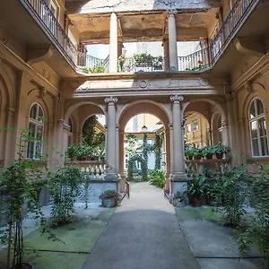 Gasthof Oasis Inn Budapest, Budapest